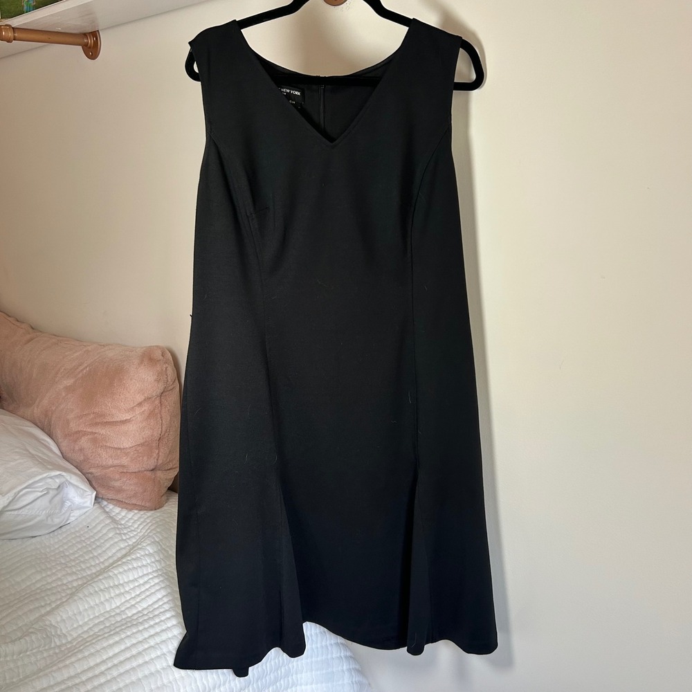 Jones New York Collection Black V-Neck Sleeveless Stretch Sheath Dress Size 16